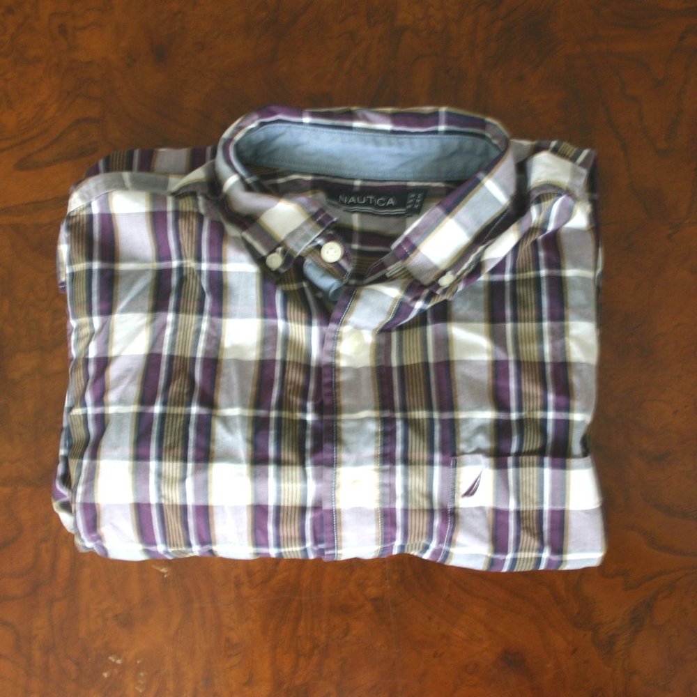 Nautica Long-Sleeve Plaid Casual Button-Down Shirt